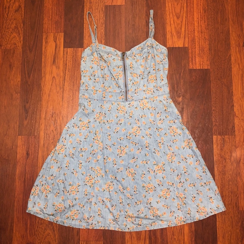 Forever 21 Floral Zipper Dress